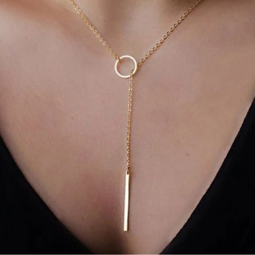 Minimalist Leaf & Pearl Round Rod Pendant Necklace