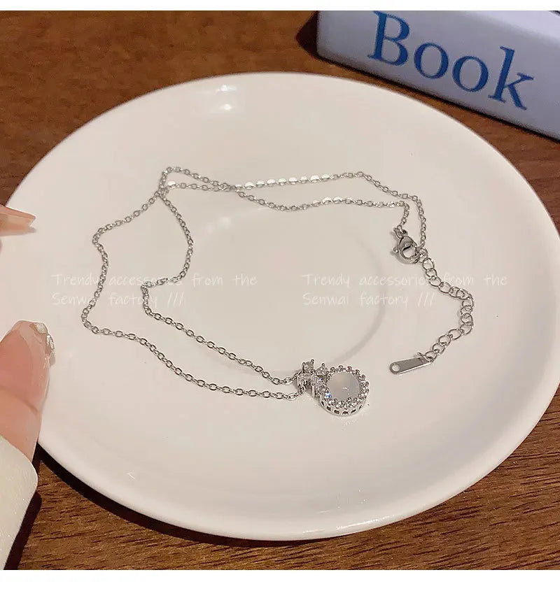 Cat's Eye Zircon Titanium Steel Clavicle Necklace