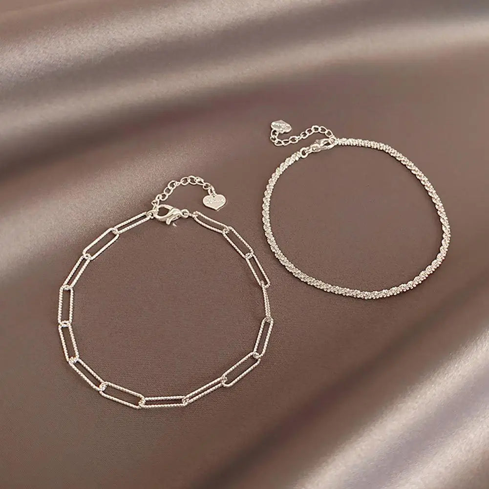 Lumin Delicate Light-Reflecting Chain Bracelet