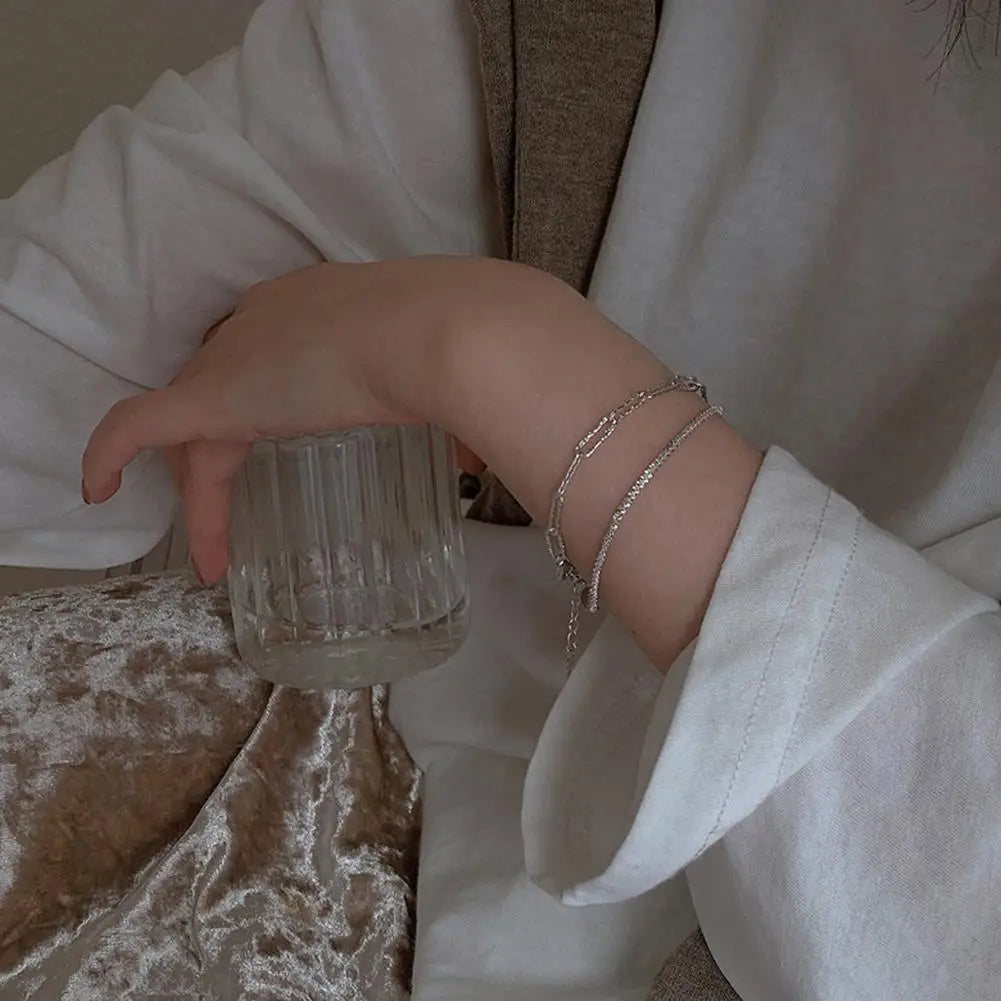 Lumin Delicate Light-Reflecting Chain Bracelet