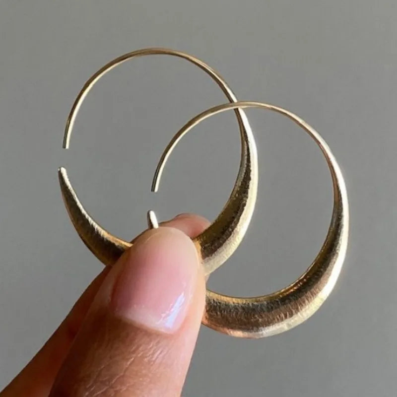 Concise Vintage Gold-Plated Hoop Earrings